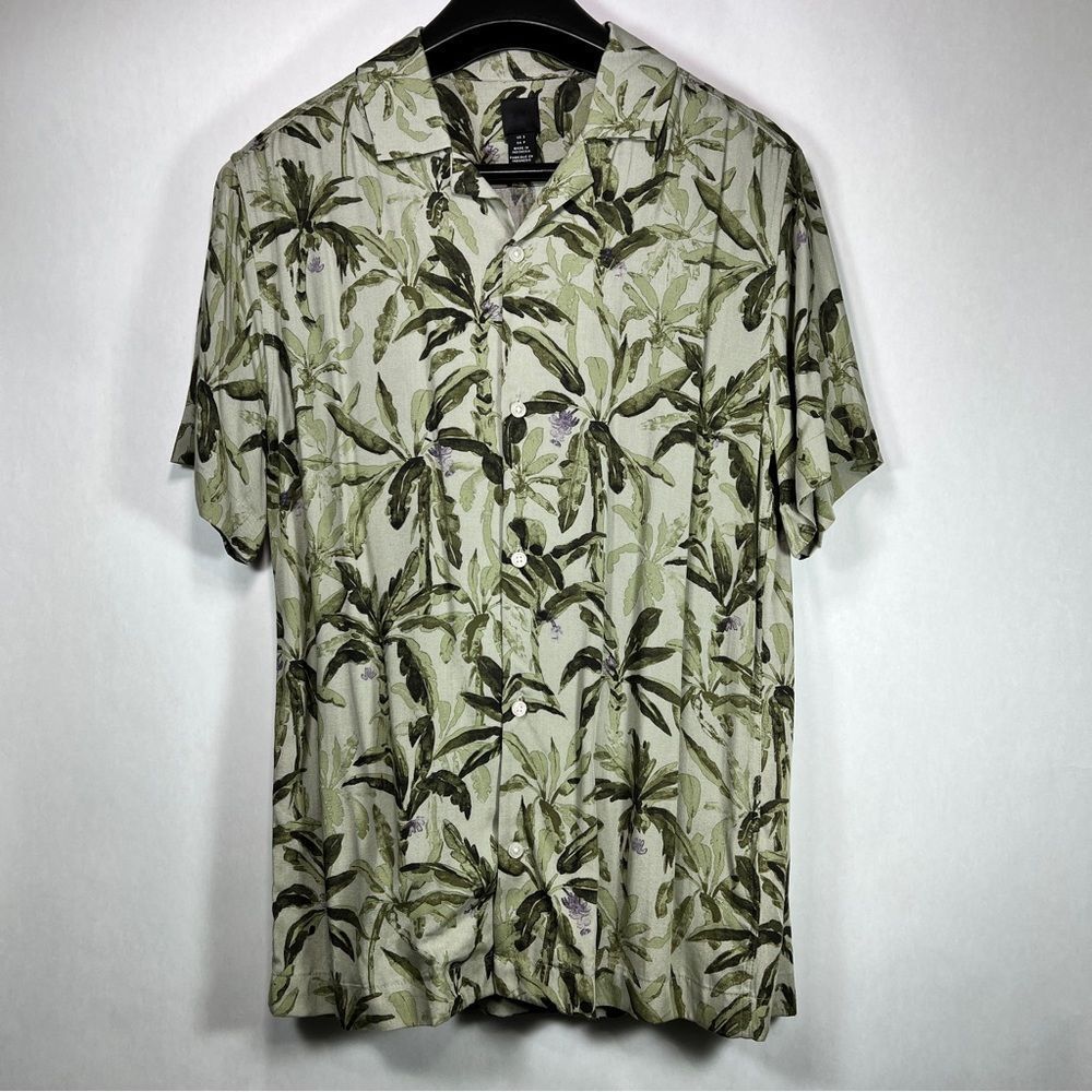 Men’s H&M Khaki Green Relaxed Fit Patterned Resort Shirt, Size: Small - Picture 6 of 11